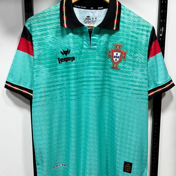 Camiseta Portugal verde vs PLAY-AIR